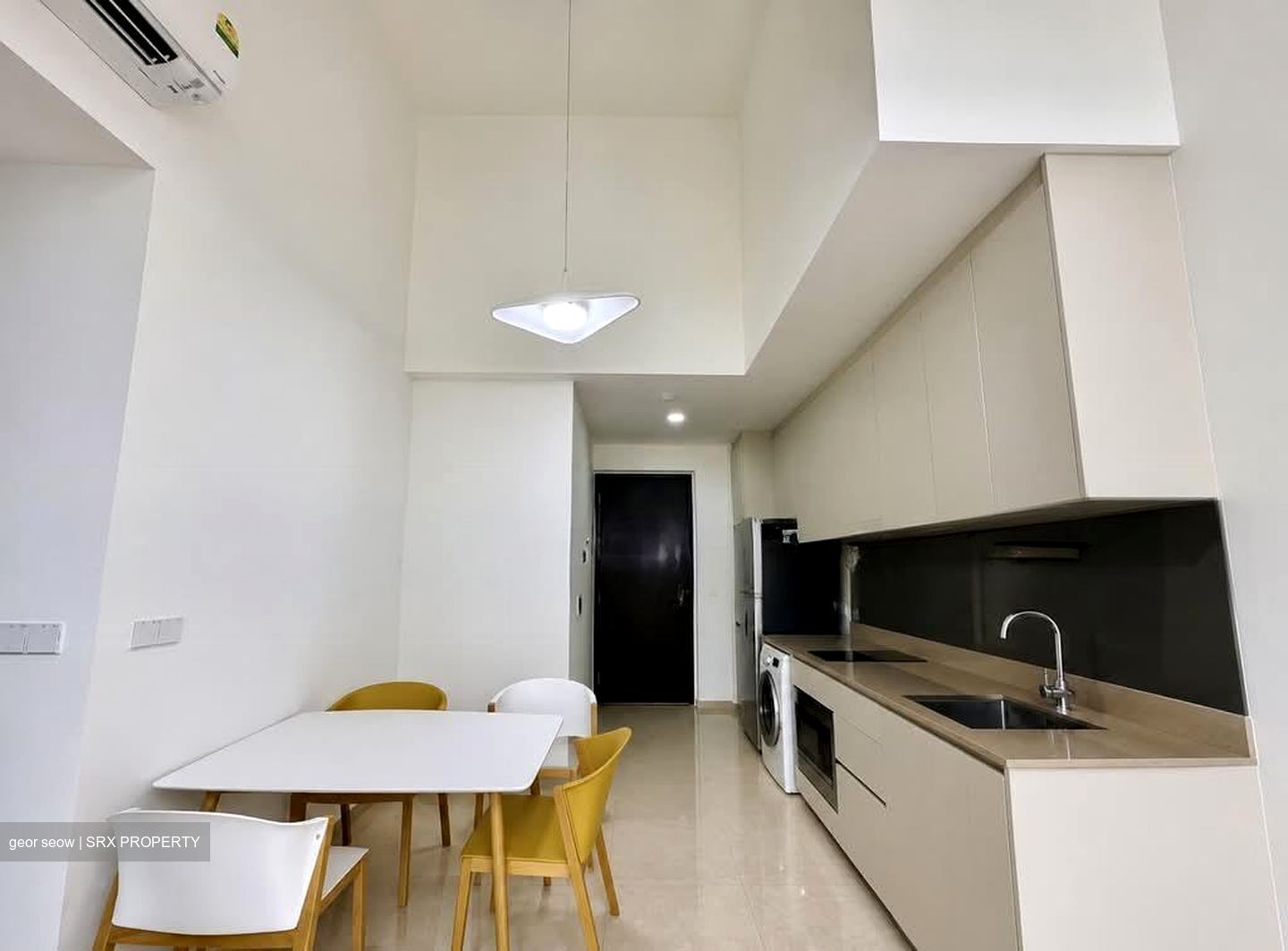 The Gazania (D19), Condominium #573553891